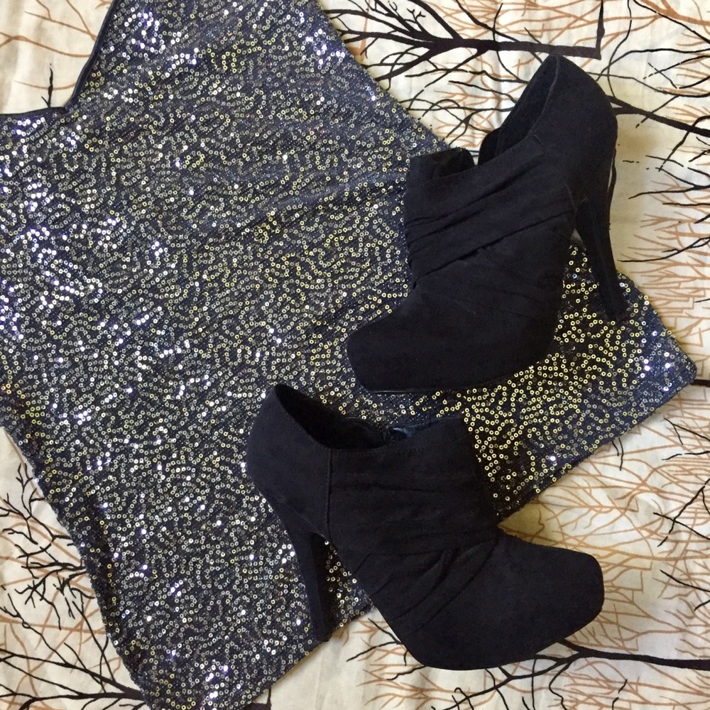 HP🎉 NWOT G By Guess Black Stiletto Booties Size 9.5 - Picture 1 of 8